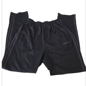 Men's Slim Fit Addidas Black on Black Joggers Pants Size XL EUC